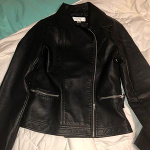 Leather jacket (fake leather)